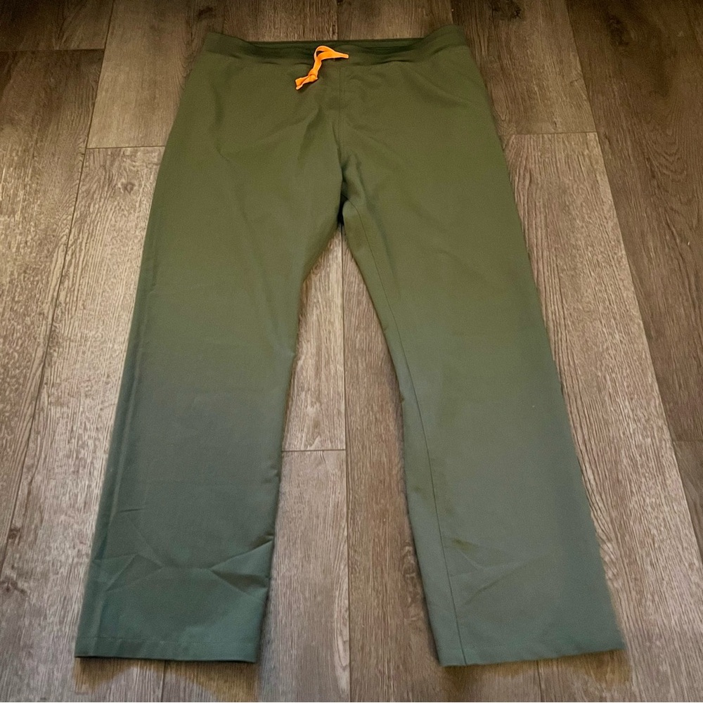 Figs Livingston Basic Technical Scrub Pants Size … - image 2